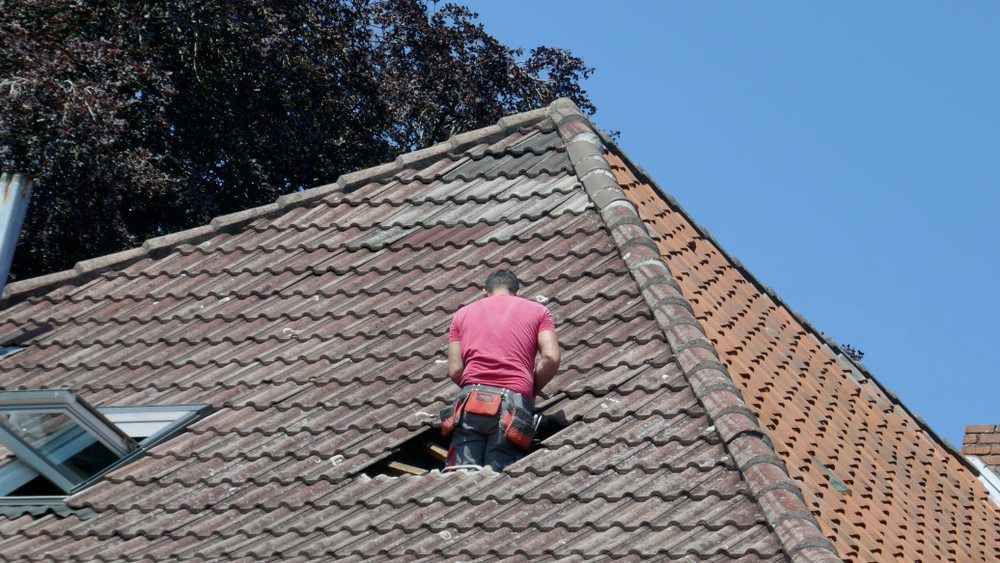 QB Roof Tiling Services image