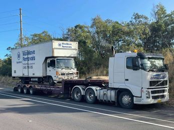 Quick Hitch Towing & Tilt Tray Services Illawarra gallery image 13