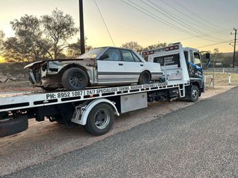 Outback Vehicle Recovery gallery image 8
